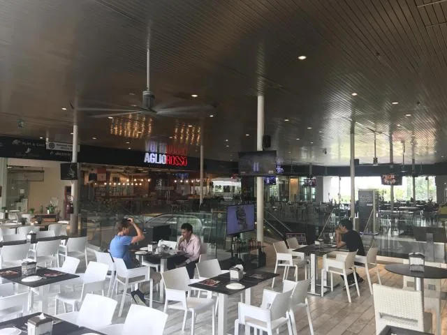 Se alquila local comercial en la avenida balboa — 5