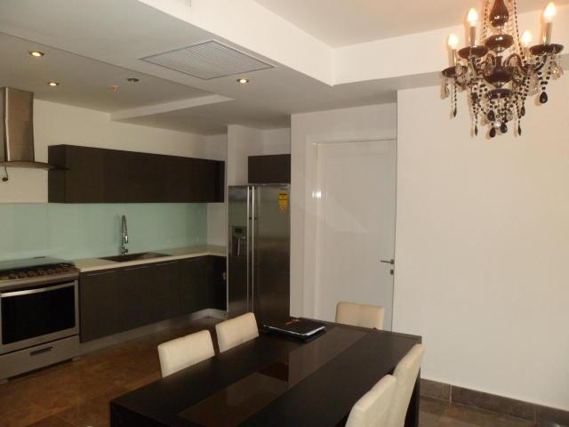 17-5043. en alquiler apartamento amoblado en yoo panama. mh