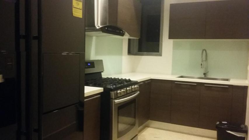 Se alquila bello apartamento en avenida balboa #17-5089 lf