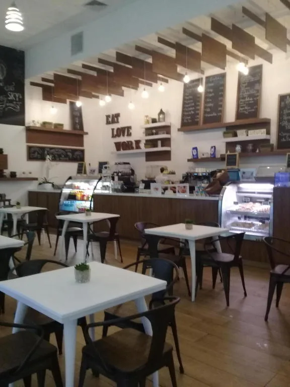 Se alquila local comercial en avenida balboa #15-1381 cs — 3