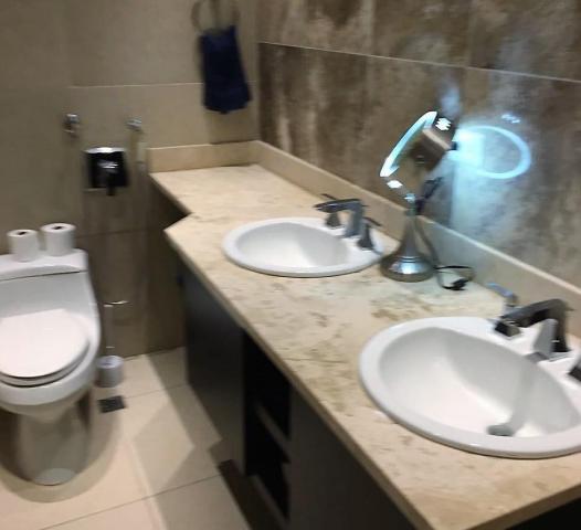 17-3961. en venta bello apartamento en av. balboa. mh