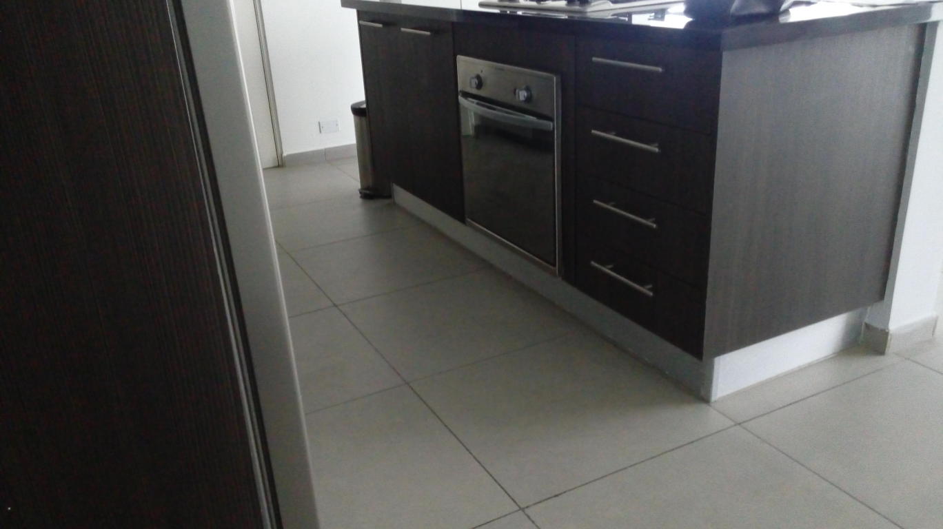 Apartment for rent in av. balboa panama lha 16-3311