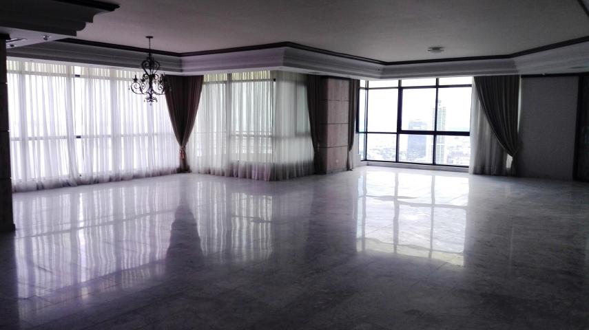 Se vende lujoso apartamento en avenida balboa #17-5241 lf