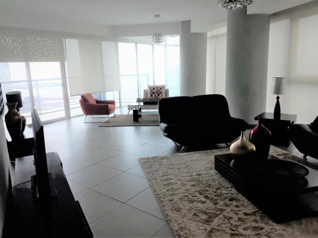   apartamento en venta en avenida balboa amoblado