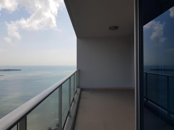   apartamento en venta en avenida balboa 17-5889