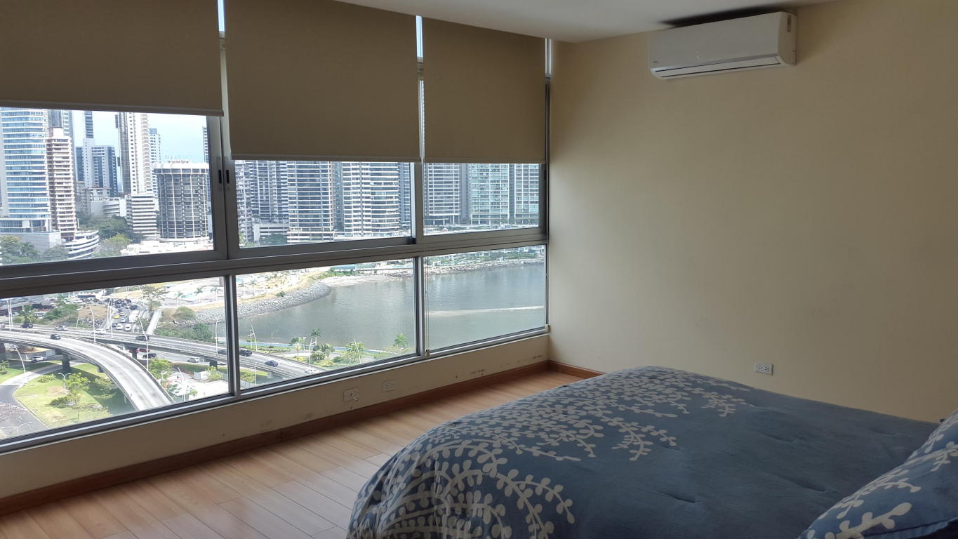 Apartamento en alquiler en avenida balboa panama asj 17-1313