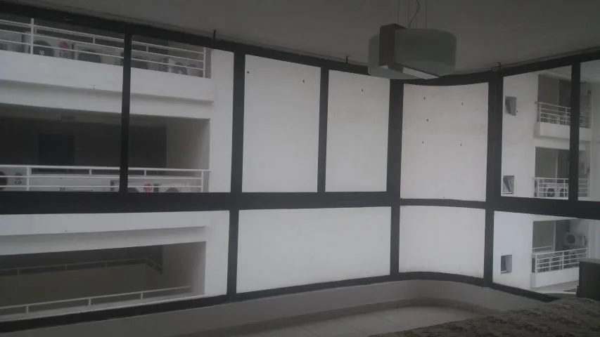 Amplio apartamento en alquiler en avenida balboa.1052-452 nbh — 2