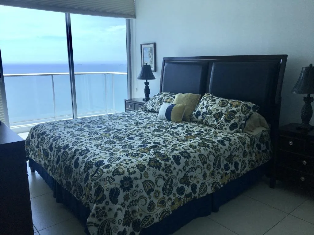 Se alquila apartamento en avenida balboa flex #17-5703 sz — 2