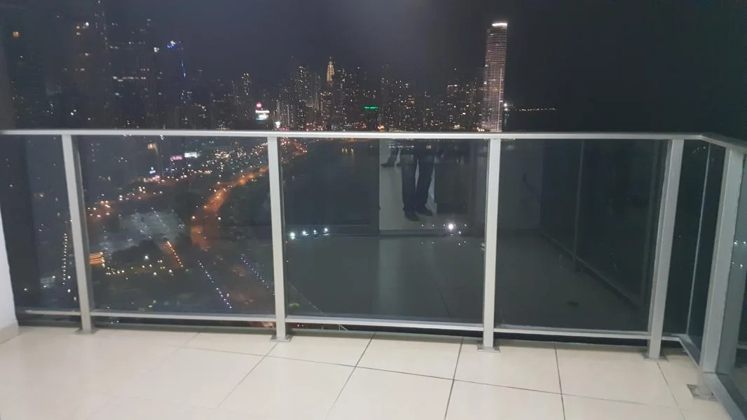 Oportunidad apartamento en alquiler avenida balboa, 137 mts  ais. — 4