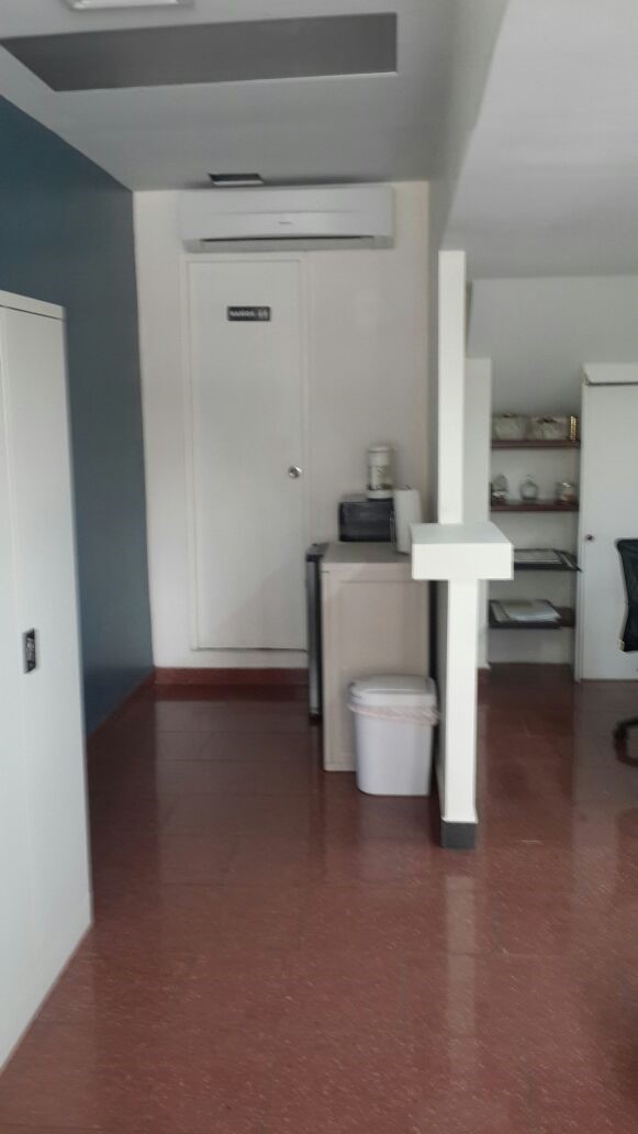 Se alquila oficina 80  mÂ² avenida balboa, $1500.00usd