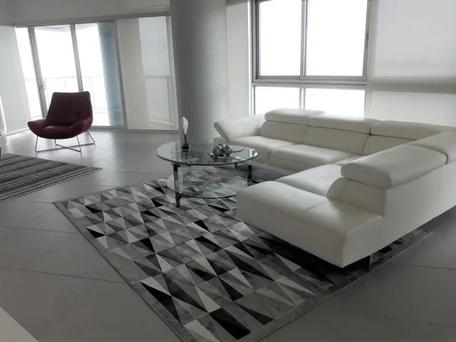 17-5136. en venta exclusivo apartamento en avenida balboa. mh — 2