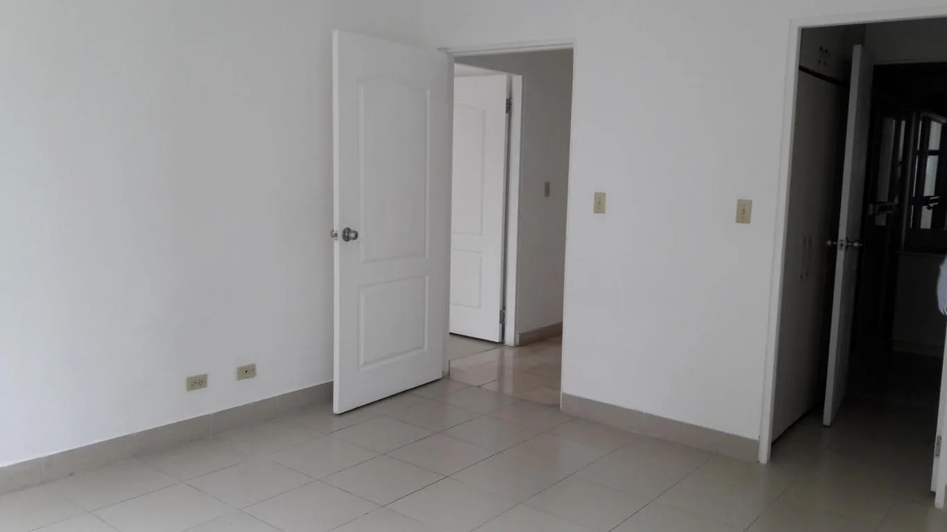 Apartamento en alquiler en avenida balboa dc  — 4