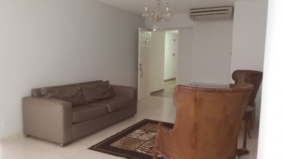 Apartamento mobiliado de modo c para alugar em av balboa, composto por 2 quartos com banheiro cada u