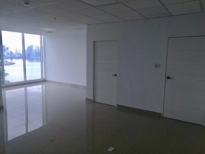 Alquiler de balboa office center, 65 mts zonadeinmuebles ais. 