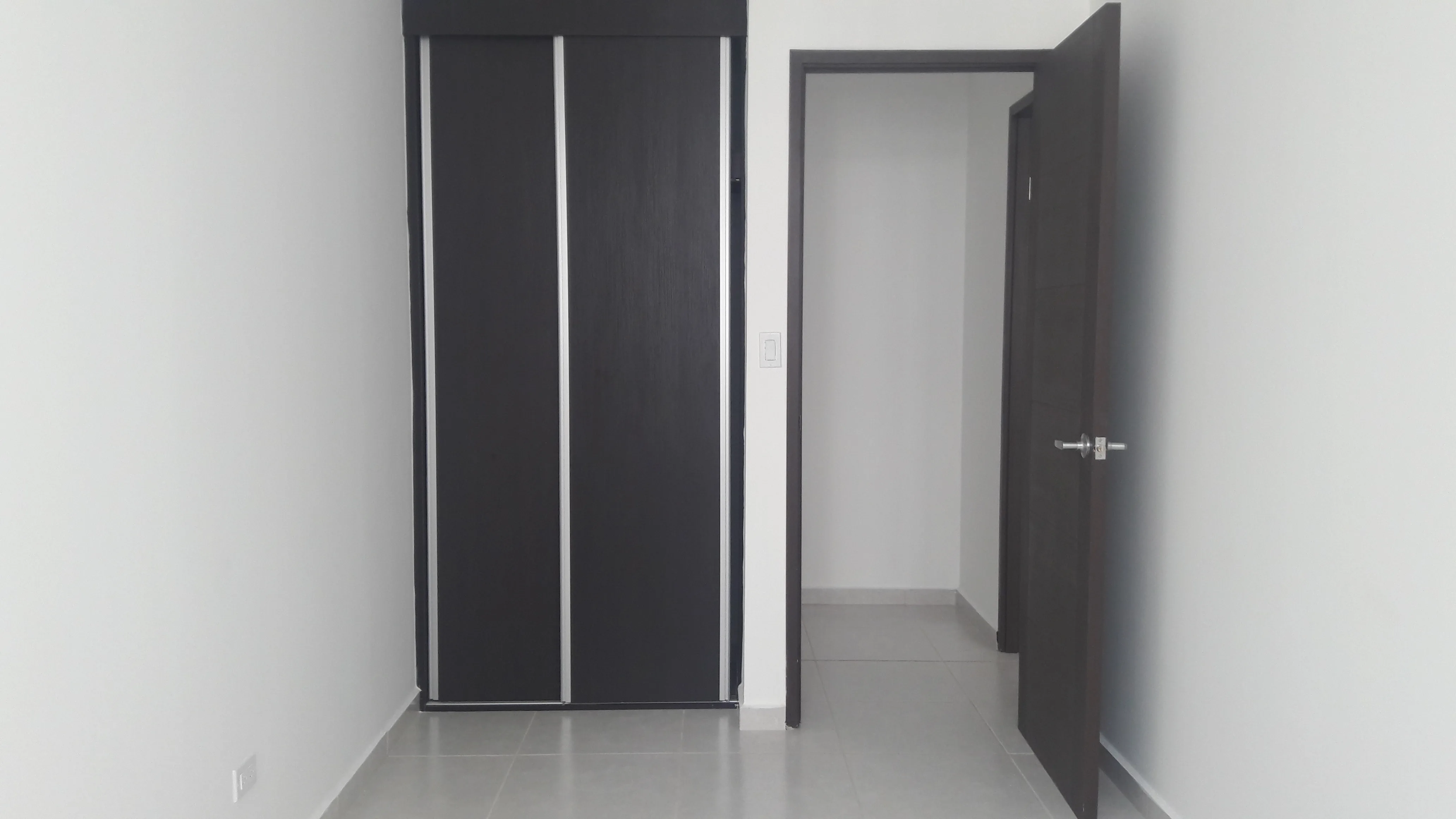 Se alquila apartamento en la av balboa #17-6546 cs — 4