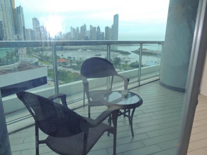 Apartment for sale yacht club panama ocean view avenida balboa