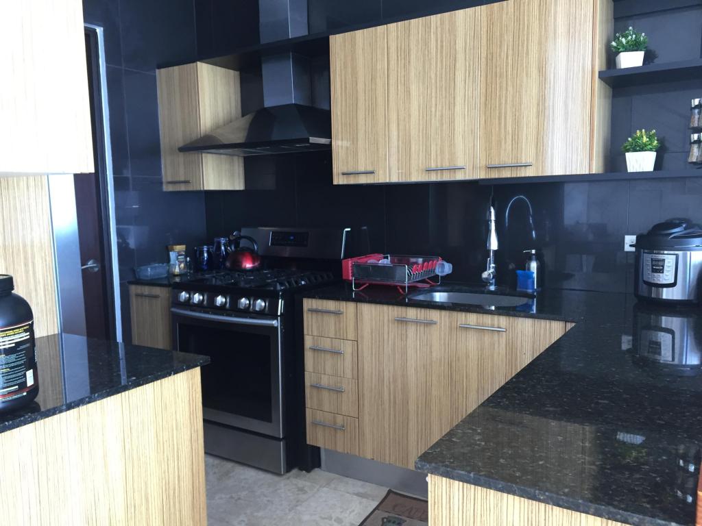Apartment for rent in avenida balboa panama lha 17-7003
