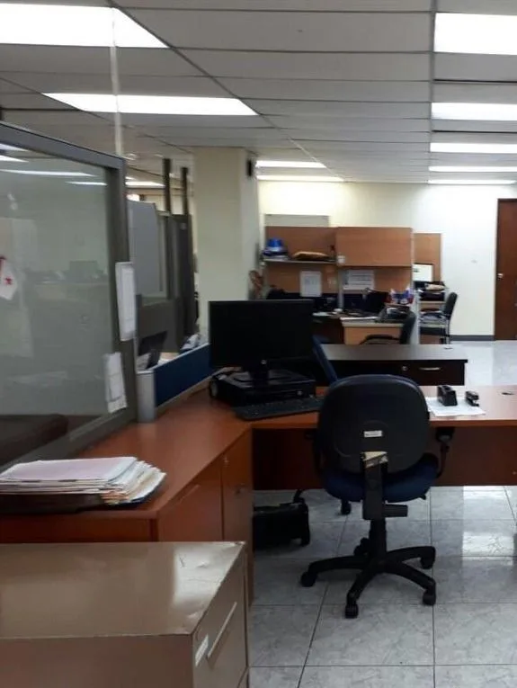 Oficina en p.h bbva, av. balboa (id 12047)  — 3
