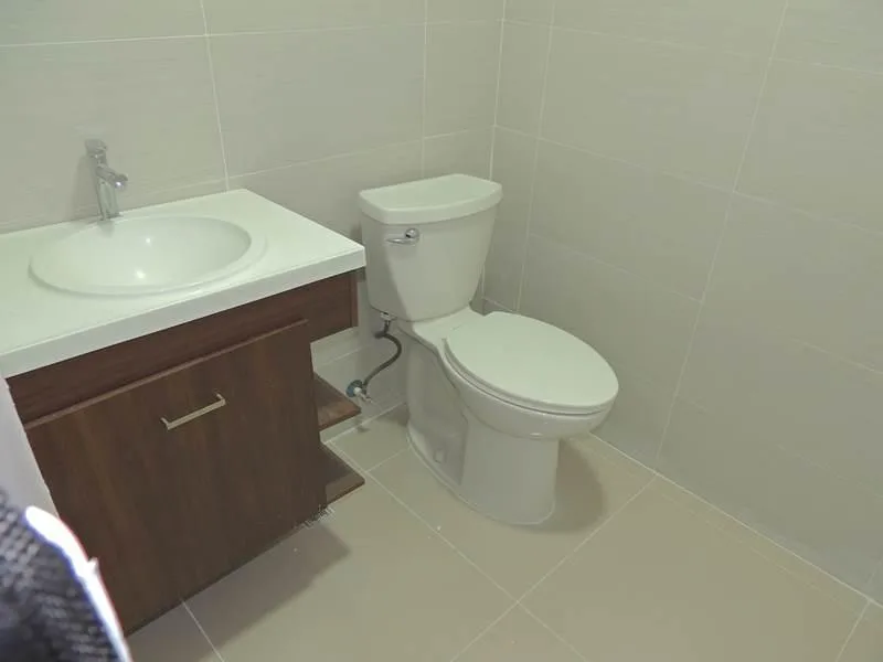 Oficina en alquiler en avenida balboa mls 18-105 fp  — 5