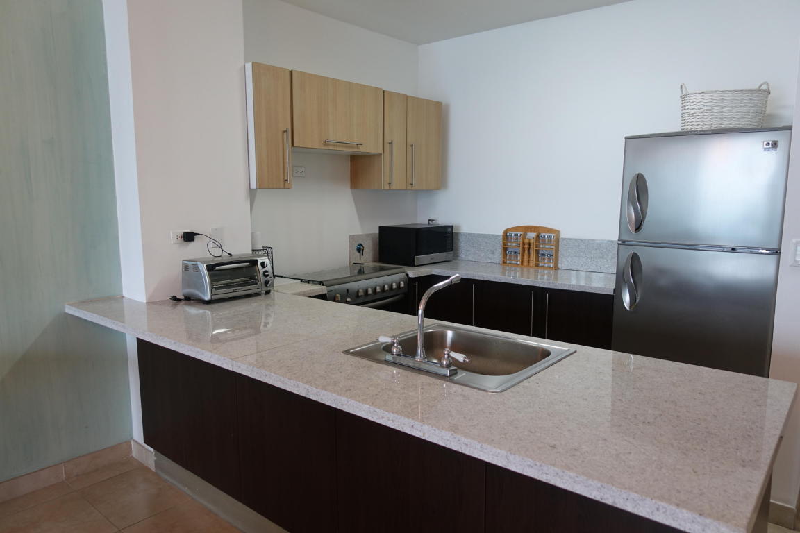 Se alquila apartamento en avenida balboa flex #17-3312 sz