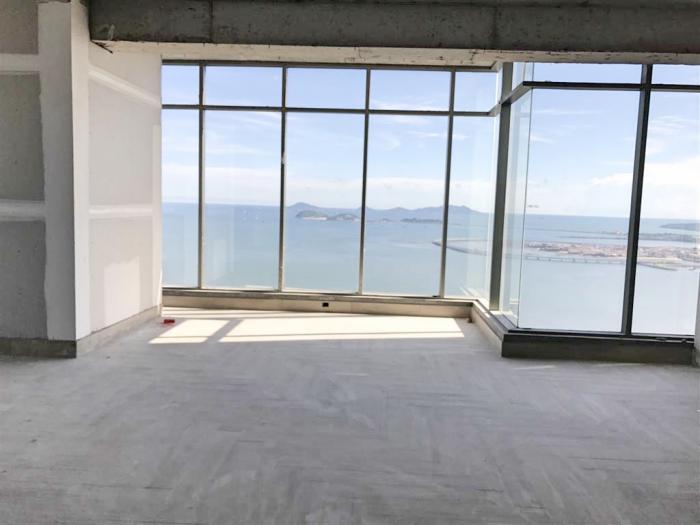 Luxury office in torre bicsa (id 10931)