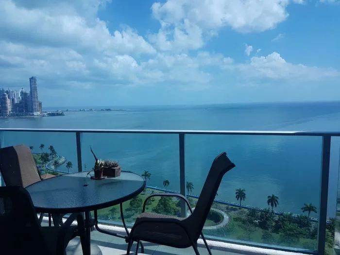 Se alquila apartamento amoblado h2o ave. balboa — 4