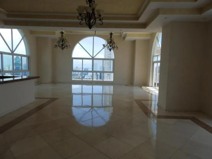 Apartamento en venta en avenida balboa grr 17-5633 — 4