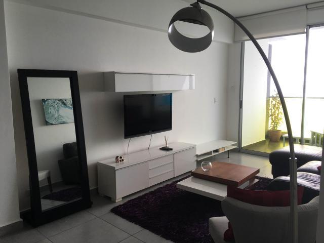 Alquilo apartamento en avenida balboa