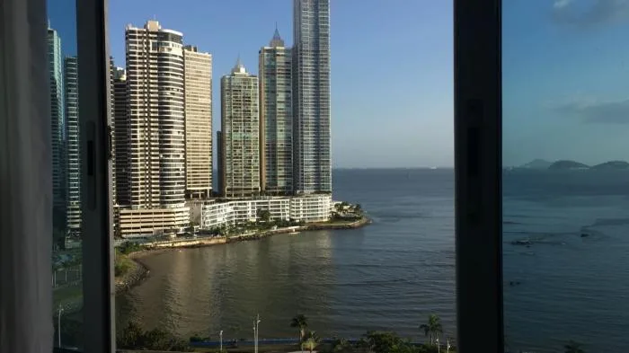 Se alquila apartamento amoblado con vista al mar — 2