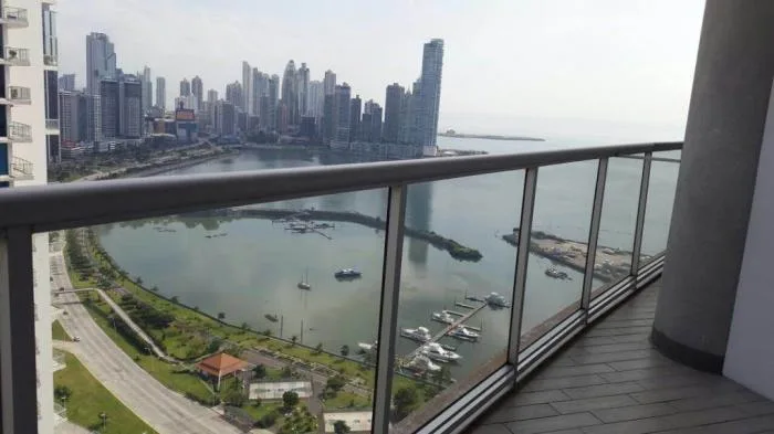 Venta exclusivo apartamento yatch club av. balboa 18-1982 — 5