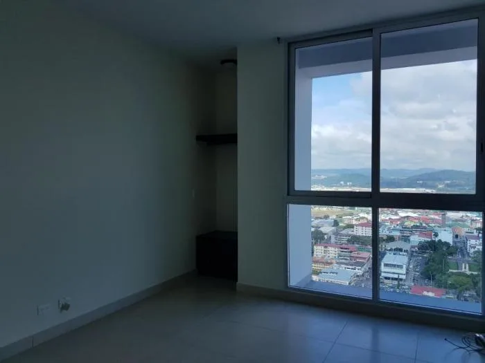 Apartamento en venta avenida balboa, ph destiny 140mts  ais.       — 3