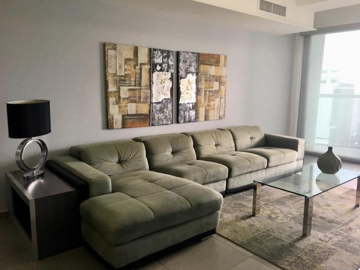 Apartamento en venta avenida balboa, ph yacht club 179mts  ais.  