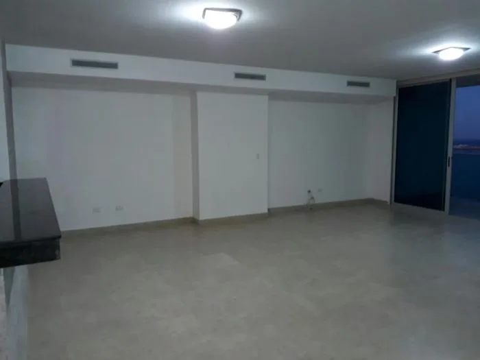 Alquilo en ave balboa apartamento con vista al mar, piso alto — 3