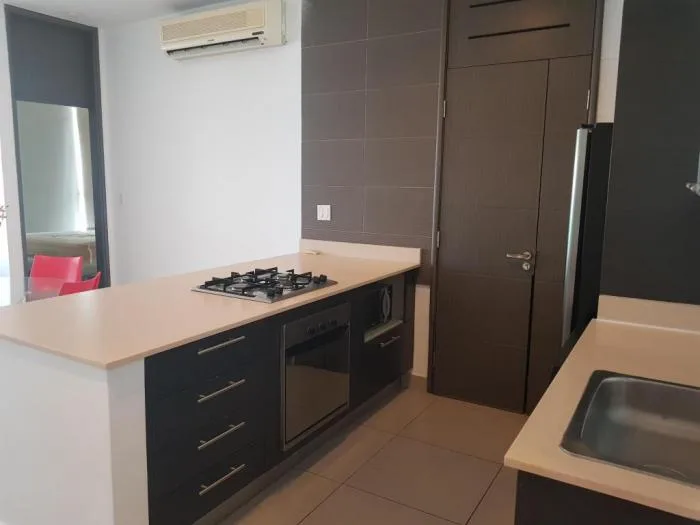 Alquiler de apartamento en avenida balboa,ph element,121mts ais.     — 5