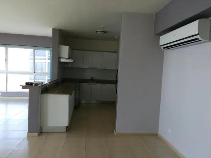 Alquilo apartamento en avenida balboa  en ph grand bay tower,138mts ais.  — 5